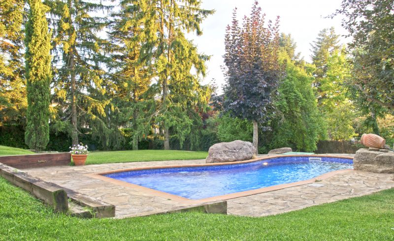 Prevent Further Damage To Your Pool Pavers